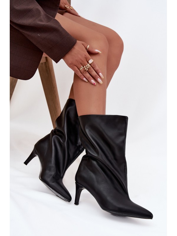Slip-on women's ankle boots with high heel black Solvienne