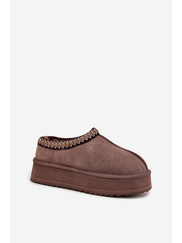 Low suede snow boots for women with embroidery on platform Vinceza 97960 Brown 2