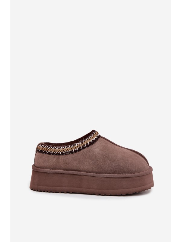 Low suede snow boots for women with embroidery on platform Vinceza 97960 Brown