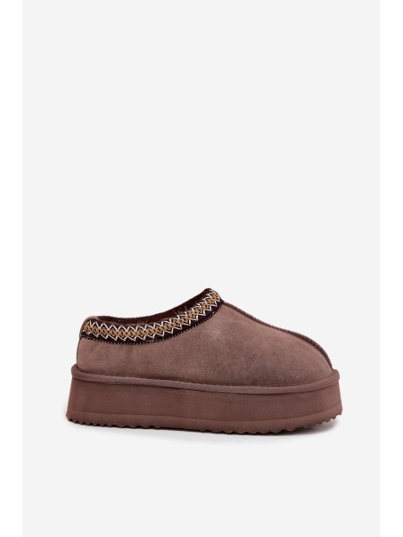 Low suede snow boots for women with embroidery on platform Vinceza 97960 Brown