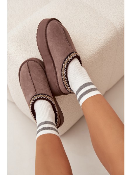 Low suede snow boots for women with embroidery on platform Vinceza 97960 Brown