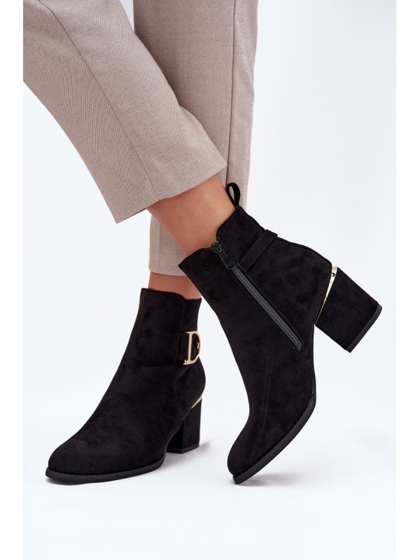 Insulated women's ankle boots with a heel with gold elements black Ambrine