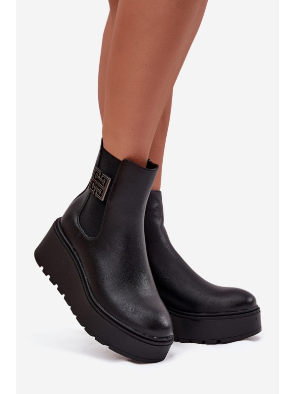Insulated Women's Platform Boots with Decorative Detail Vinceza 58551 Black