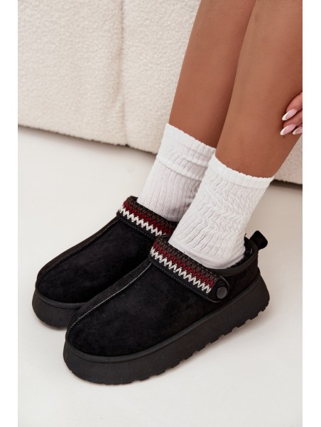 Women's Low Snow Boots With Moving Strap And Embroidery On Platform Black Lyrisse