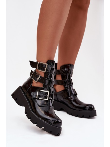 Lacquered Women's Boots with Straps and Silver Clamps Black Helisse