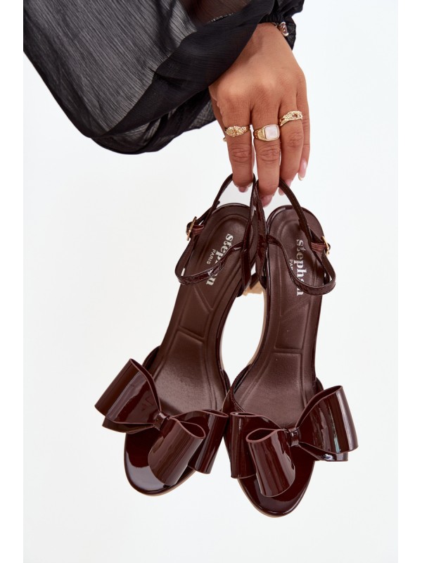 Patent leather high heel sandals with bow chocolate Noliva