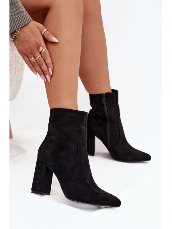 Insulated women's ankle boots with heel made of eco suede black Pralina