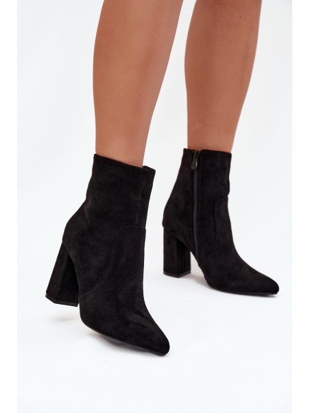 Insulated women's ankle boots with heel made of eco suede black Pralina