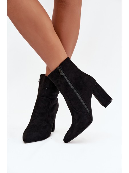 Insulated women's ankle boots with heel made of eco suede black Pralina