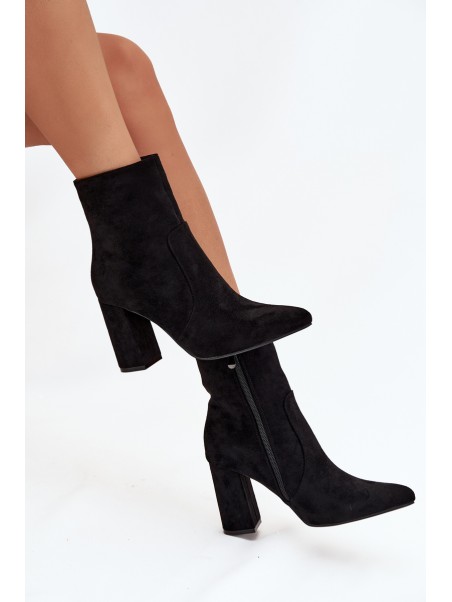 Insulated women's ankle boots with heel made of eco suede black Pralina