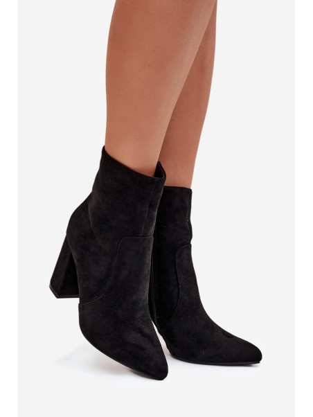 Insulated women's ankle boots with heel made of eco suede black Pralina