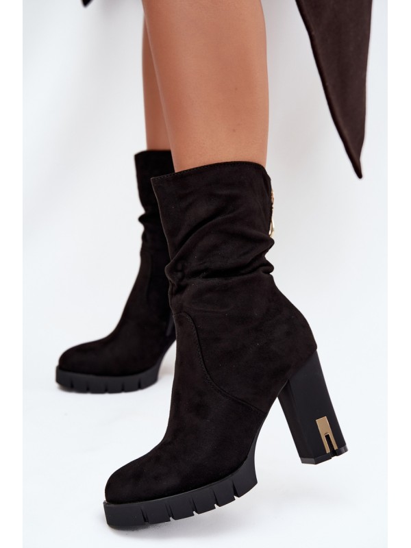 Insulated Women's Ankle Boots on Heel with Gold Lock and Wrinkling Black Briannae 2