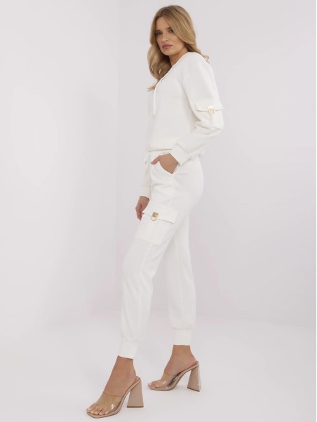 Komplektas-NM-KMPL-V5655.37-ecru