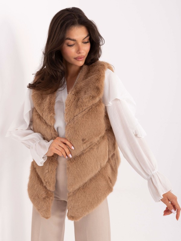 Kamizelka-AT-KZ-2349.00P-camelowy
