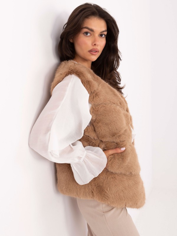 Liemenė-AT-KZ-2349.00P-kupranugario spalvos 2