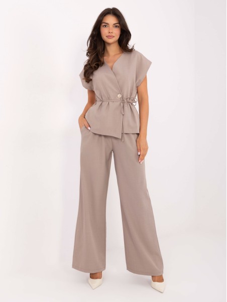 Komplektas-IT-KMPL-21029.78-tamsiai smėlio spalvos