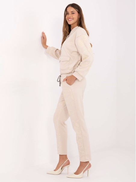 Komplektas-IT-KMPL-21736.02P-šviesiai smėlio spalvos