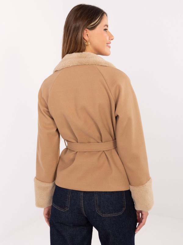 Striukė-IT-KR-4608.05P-kupranugario spalvos Striukė-IT-KR-4608.05P-kupranugario spalvos