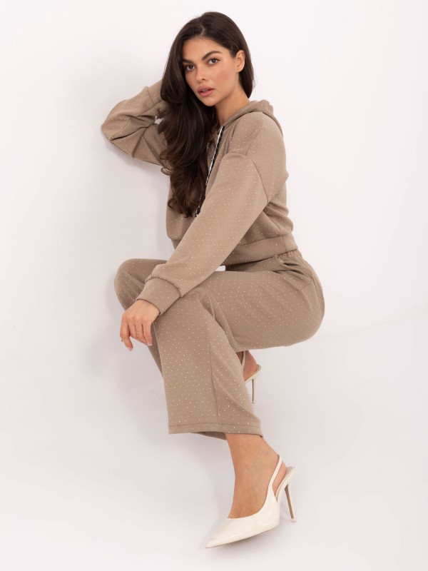 Komplektas-IT-KMPL-21719.86-tamsiai smėlio spalvos