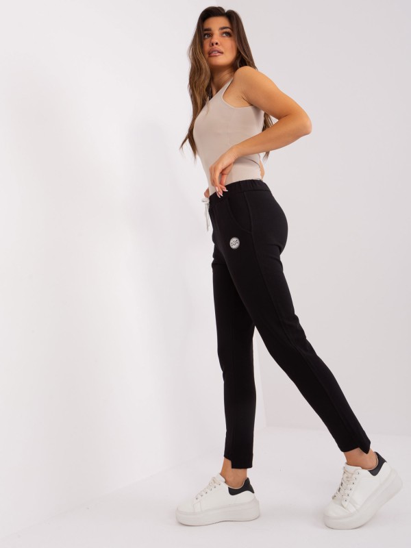 Spodnie dresowe-RV-DR-8370-1.57P-czarny Spodnie dresowe-RV-DR-8370-1.57P-czarny