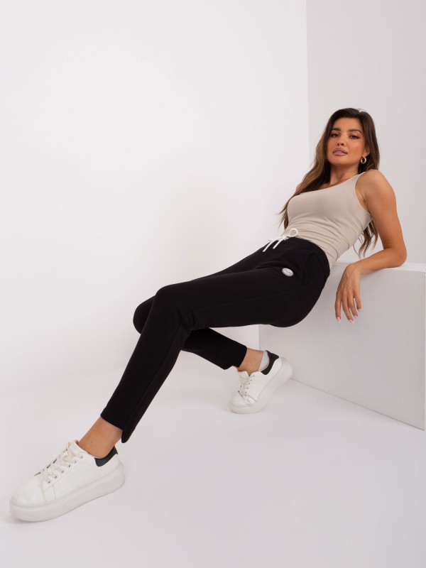 Spodnie dresowe-RV-DR-8370-1.57P-czarny Spodnie dresowe-RV-DR-8370-1.57P-czarny