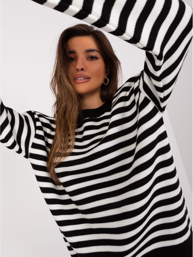 Megztinis-TO-SW-006.07-juodas Megztinis-TO-SW-006.07-juodas