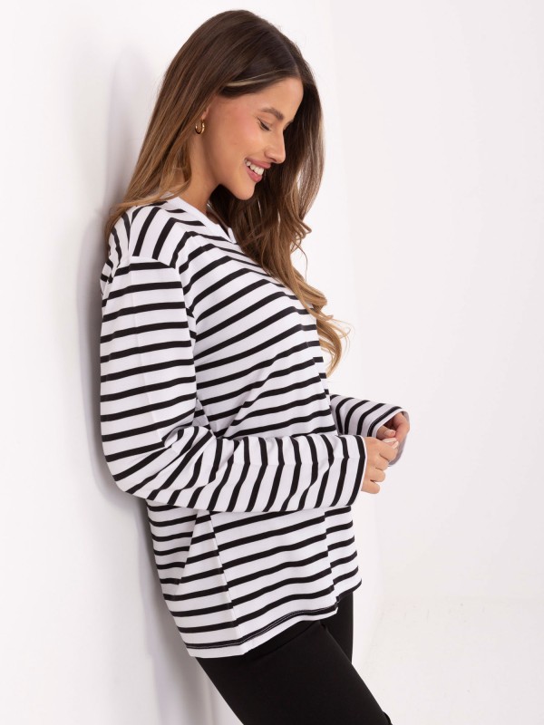 Palaidinė-RV-BZ-A895.24-juoda Palaidinė-RV-BZ-A895.24-juoda