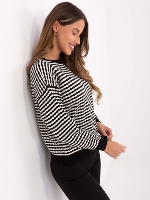 Megztinis-IT-SW-93190.15-juodas