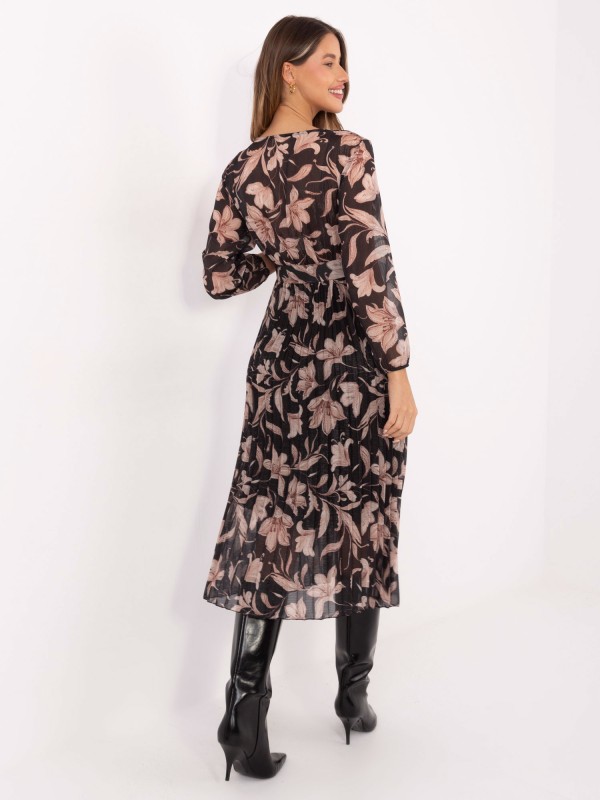 Suknelė-IT-SK-11389-1.28P-juoda Suknelė-IT-SK-11389-1.28P-juoda