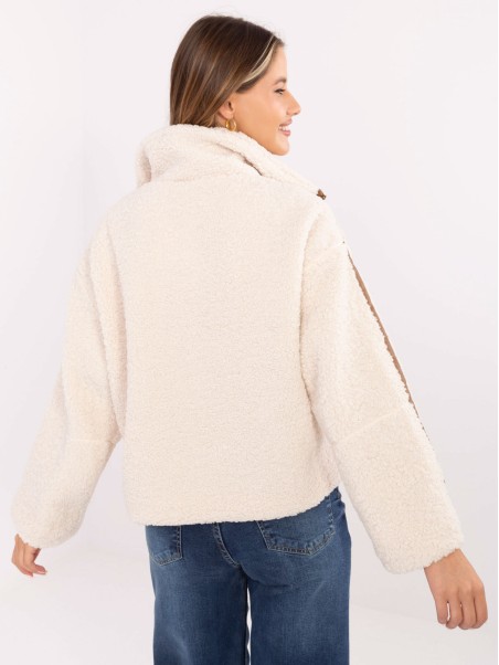 Šviesi kailinė striukė moterims