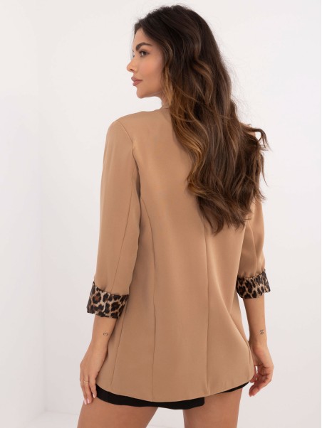 Striukė-DHJ-MA-18657-1,86-kupranugaris