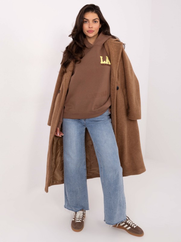 Džemperis-IT-BL-H2492.66-tamsiai smėlio spalvos