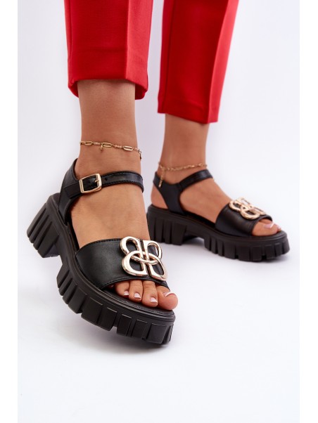 Moteriškos platforminės basutės