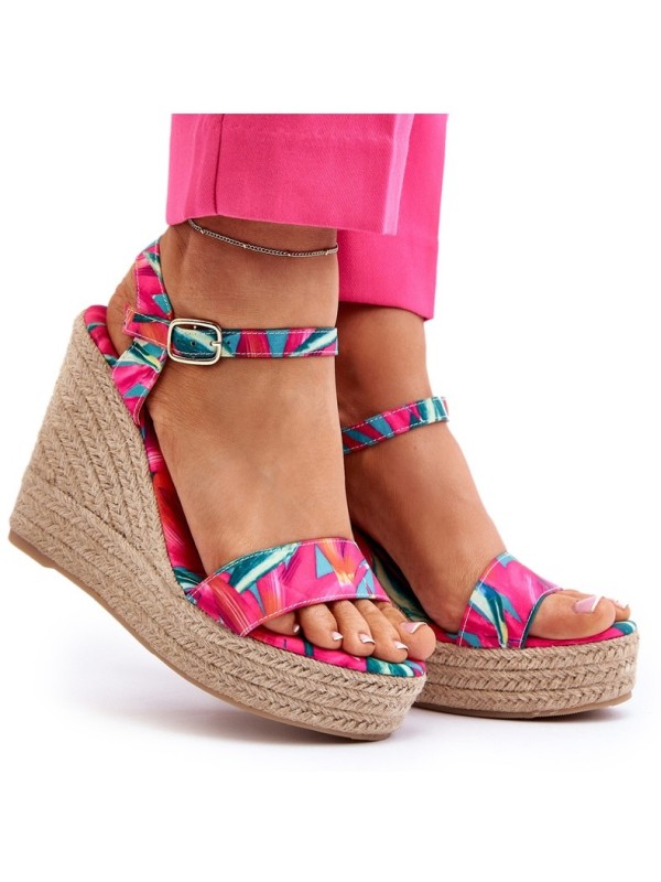 Moteriški žemos medžiagos sportbačiai Big Star KK274004 Juodi