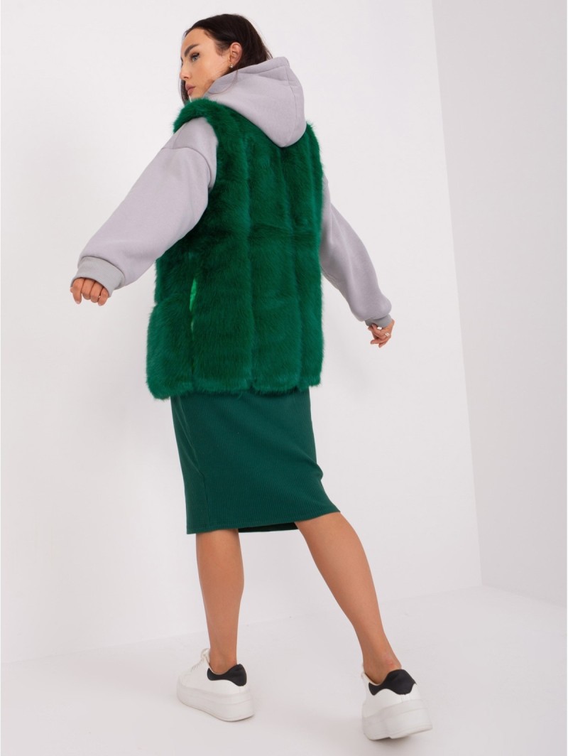 Tamsiai žalia liemenė