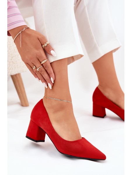 Women's pumps with pointed toes on a heel red Merinette