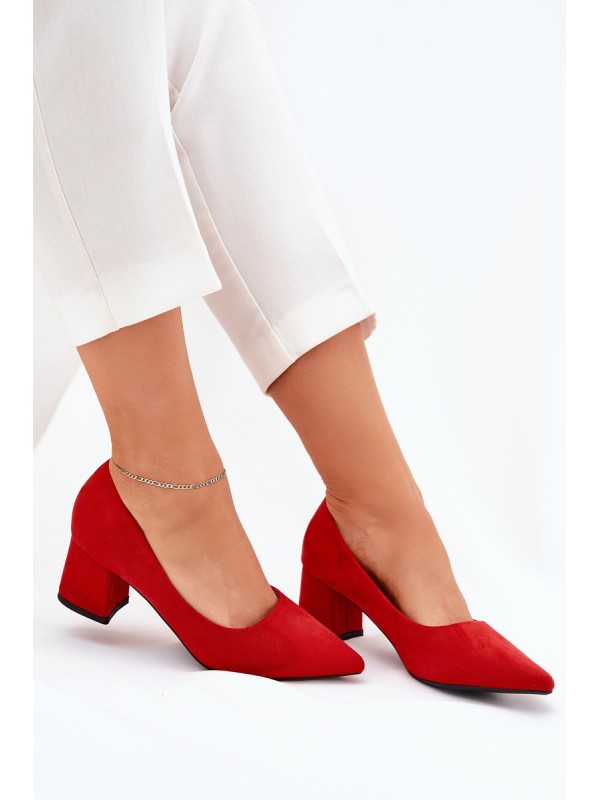Women's pumps with pointed toes on a heel red Merinette