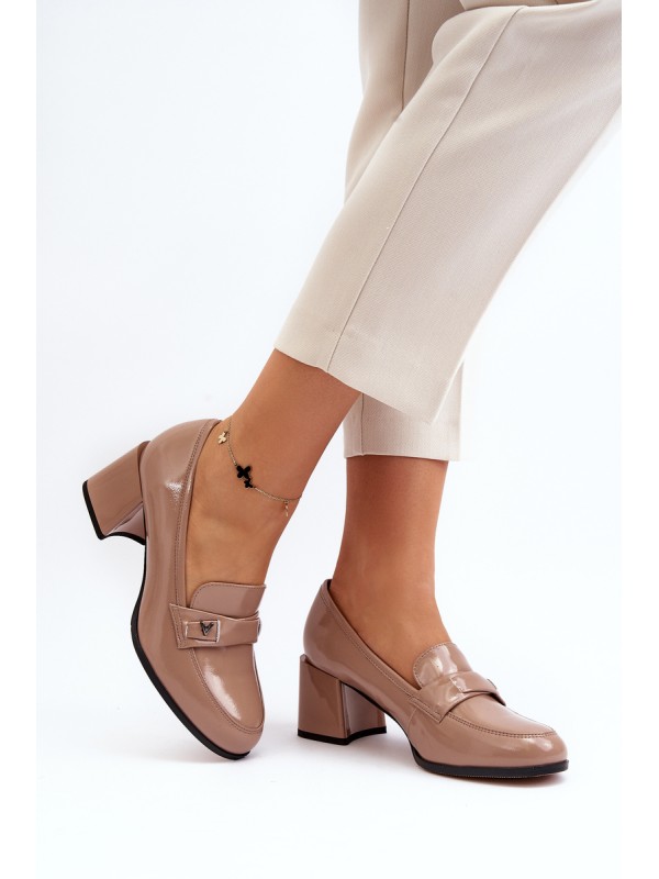 Moteriški aukštakulniai sandalai