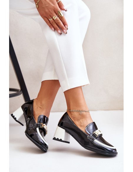 Lakuoti moteriški kulniukai su puošmena Black Artiker 55C1002