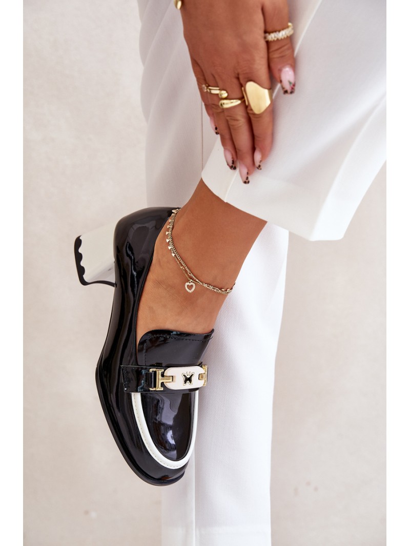 Lakuoti moteriški kulniukai su puošmena Black Artiker 55C1002