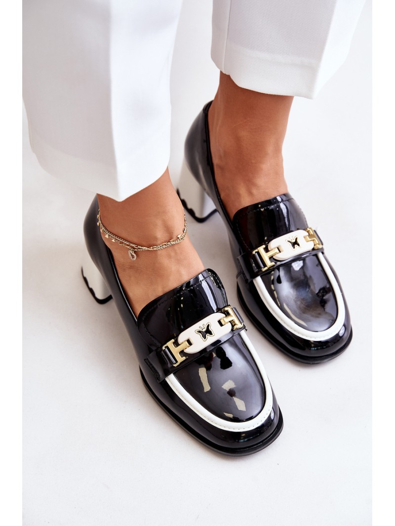 Lakuoti moteriški kulniukai su puošmena Black Artiker 55C1002