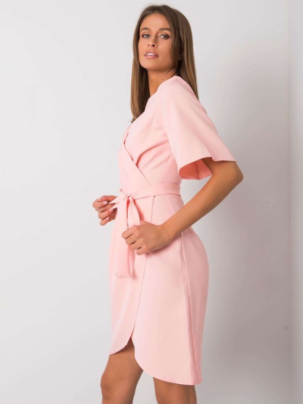 Sukienka-LK-SK-506733.85-brzoskwiniowy 2