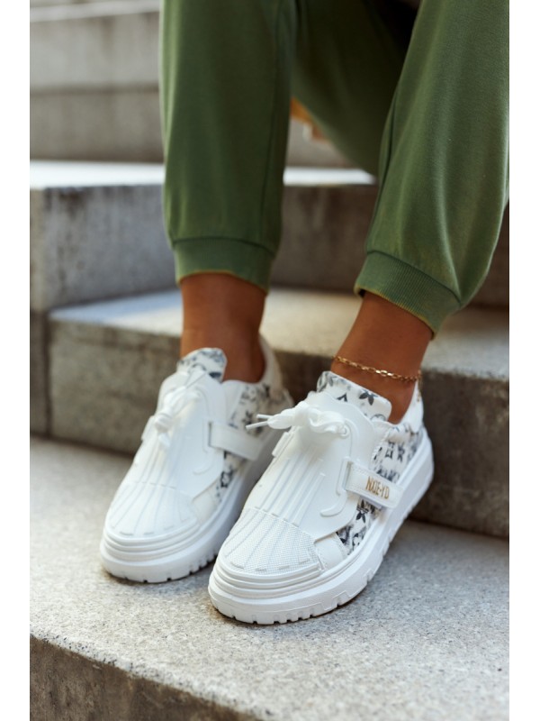 Lengvi odiniai sportiniai batai ant platformos Artiker 55C1041 juodi