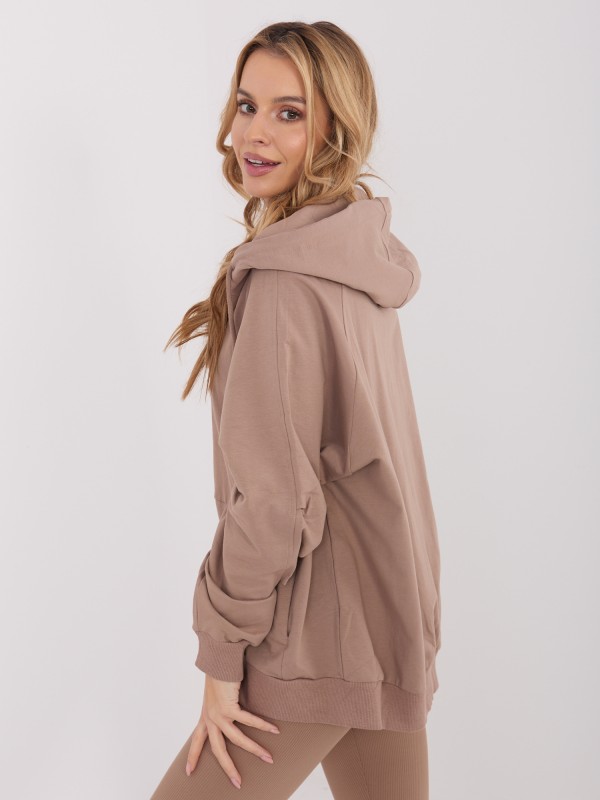 Džemperis-RV-BL-9805.24-tamsiai smėlio spalvos