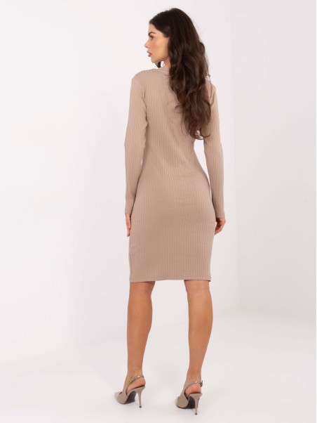 Suknelė-RV-SK-A1050.08-tamsiai smėlio spalvos