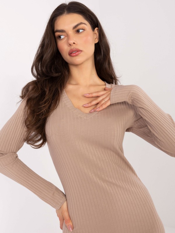 Suknelė-RV-SK-A1050.08-tamsiai smėlio spalvos