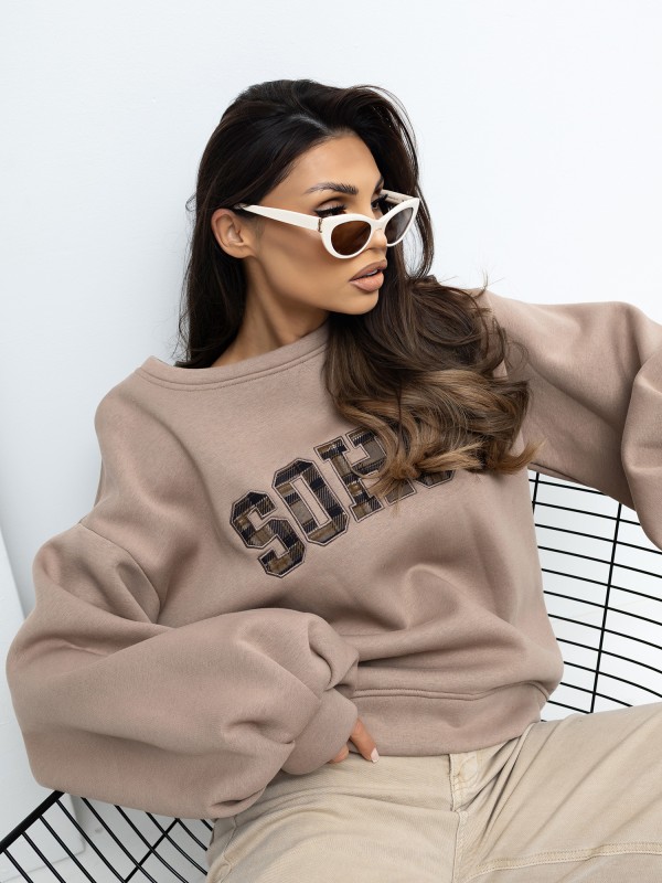 Džemperis-RV-BL-A1040.03-tamsiai smėlio spalvos 2