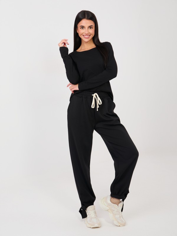 Spodnie-MI-SP-P6845.68-czarny