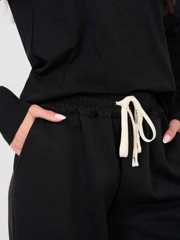 Spodnie-MI-SP-P6845.68-czarny