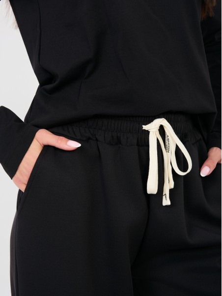 Spodnie-MI-SP-P6845.68-czarny